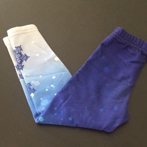 Girls fleece lined leggings.